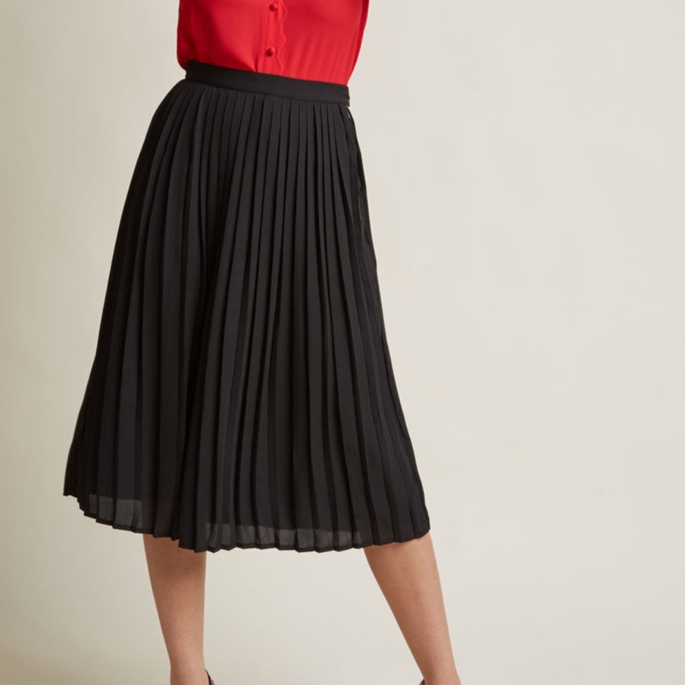 Modcloth Black Accordion Pleat Midi Skirt